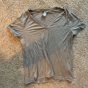 Gray H&M short sleeved v-neck
